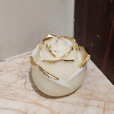 Rose candle, sculpture candle