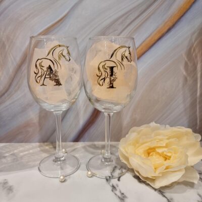 Personalised wine glasses Horse design